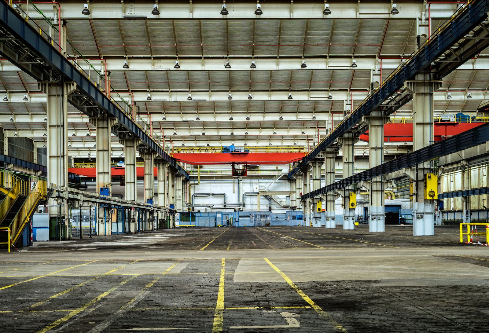Industrial hall